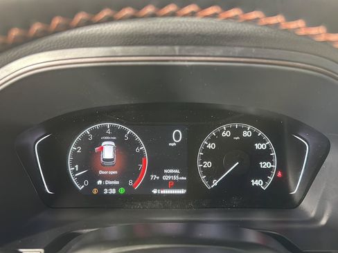 Used 2025 Honda Pilot TrailSport image 16