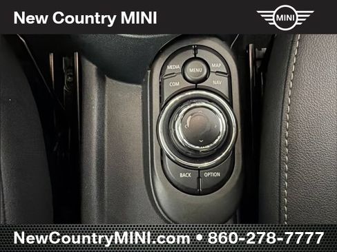 Used 2024 MINI Cooper 2-Door Hardtop FWD image 22