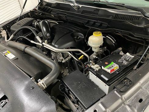 Used 2018 RAM 1500 Express image 22