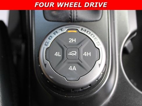 Used 2021 Ford Bronco Badlands image 20