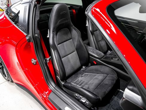Used 2017 Porsche 911 Targa 4 GTS AWD/4WD image 28