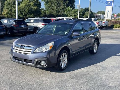 Used 2014 Subaru Outback 2.5i Premium AWD/4WD image 3