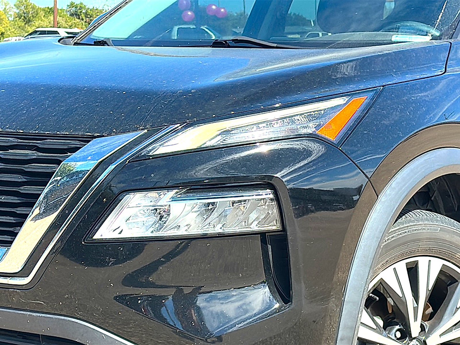 Used 2023 Nissan Rogue SV FWD image 4