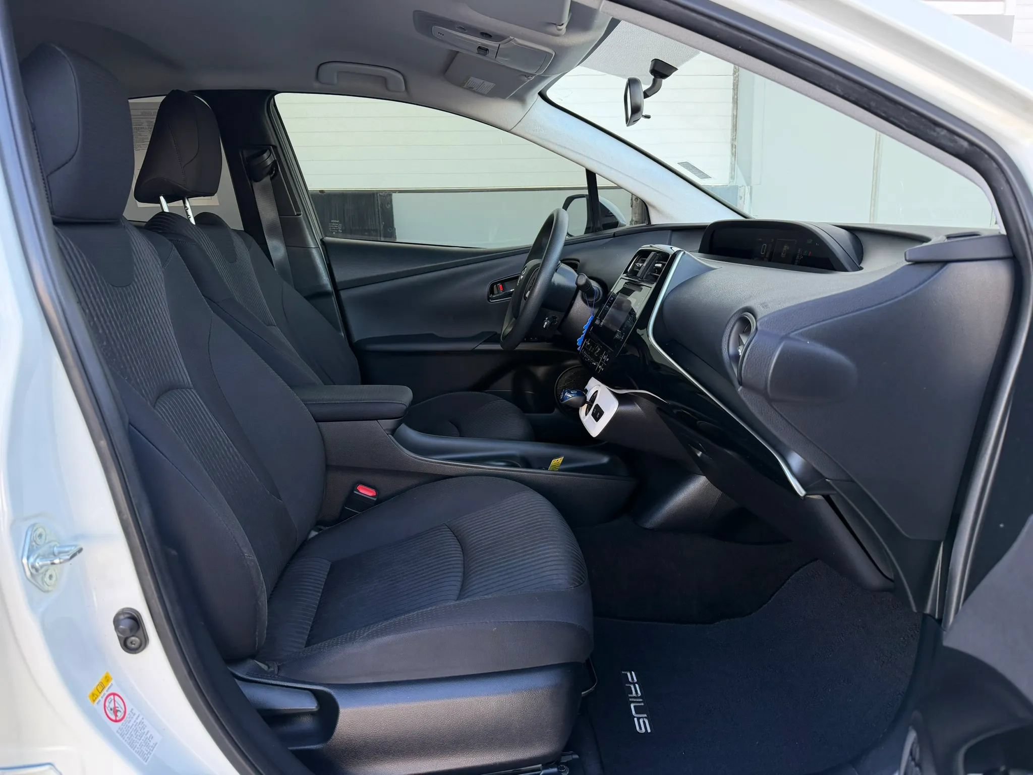 Used 2016 Toyota Prius Two w/ Preferred Accessory Package FWD image 13