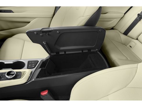 Used 2020 Cadillac CT4 Luxury w/ Sun And Sound Package RWD image 17