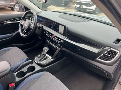 Certified 2024 Kia Seltos S image 21