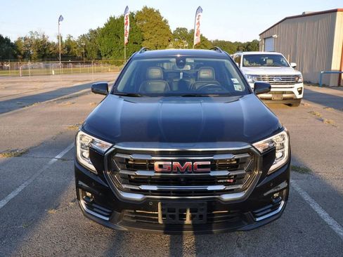 Used 2022 GMC Terrain AT4 w/ Tech Package image 7
