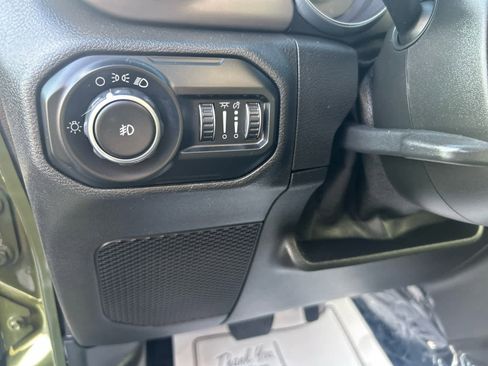 Used 2021 Jeep Wrangler Unlimited Sport image 13