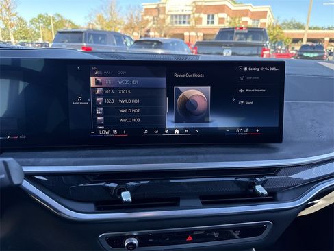 Used 2025 BMW X5 xDrive40i w/ Executive Package image 21