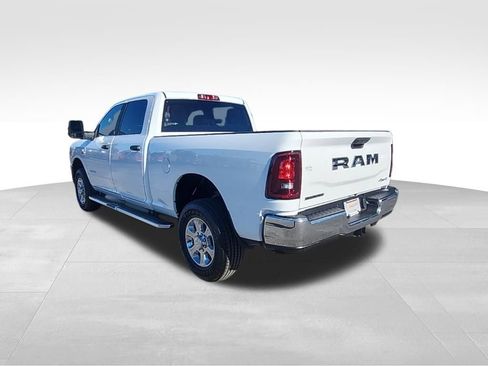 New 2026 RAM 2500 Big Horn AWD/4WD image 24
