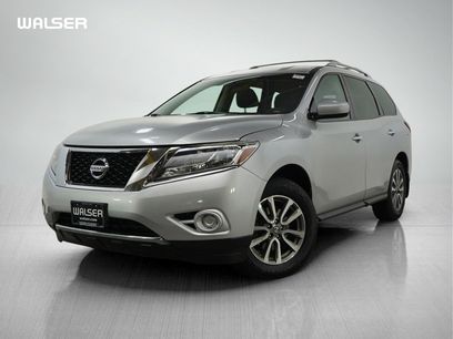 Used 2013 Nissan Pathfinder SV w/ Trailer Tow Pkg