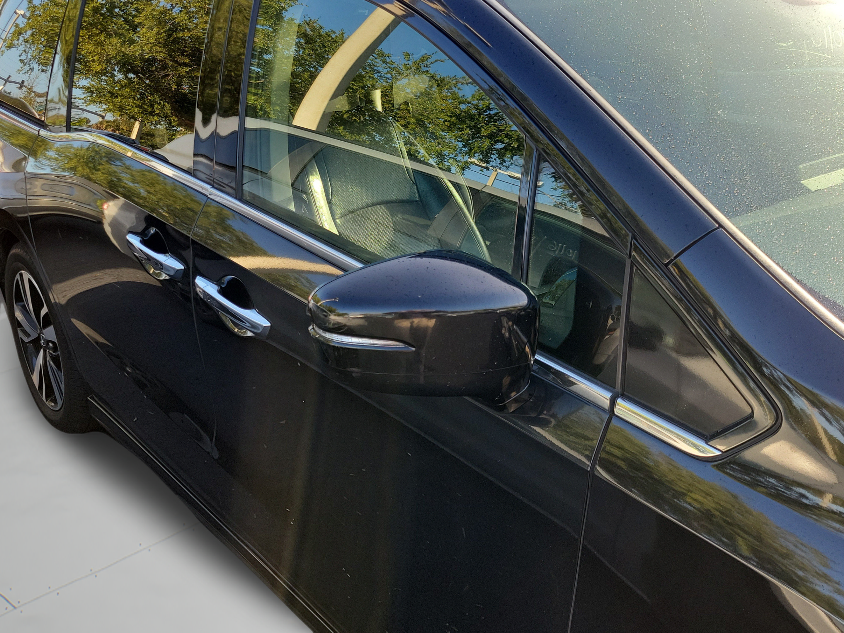 Used 2019 Honda Odyssey Elite image 16