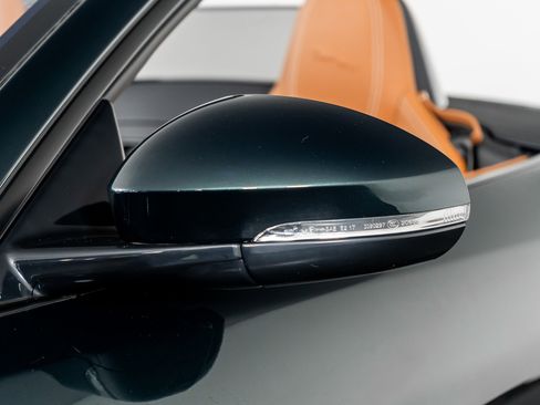 Used 2023 Jaguar F-TYPE R image 33