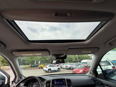 Used 2017 Honda Pilot Elite image 17