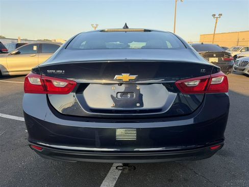 Used 2018 Chevrolet Malibu LT FWD image 8
