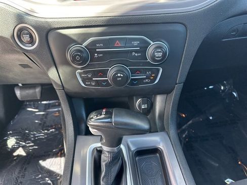 Used 2023 Dodge Charger SXT image 20