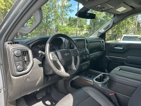 Certified 2021 Chevrolet Silverado 1500 LT Trail Boss w/ Convenience Package II AWD/4WD image 10