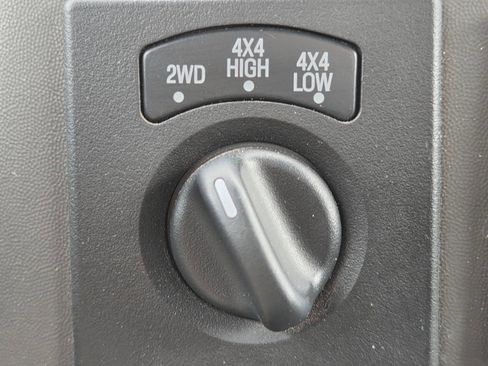 Used 2003 Ford F250 XLT image 14