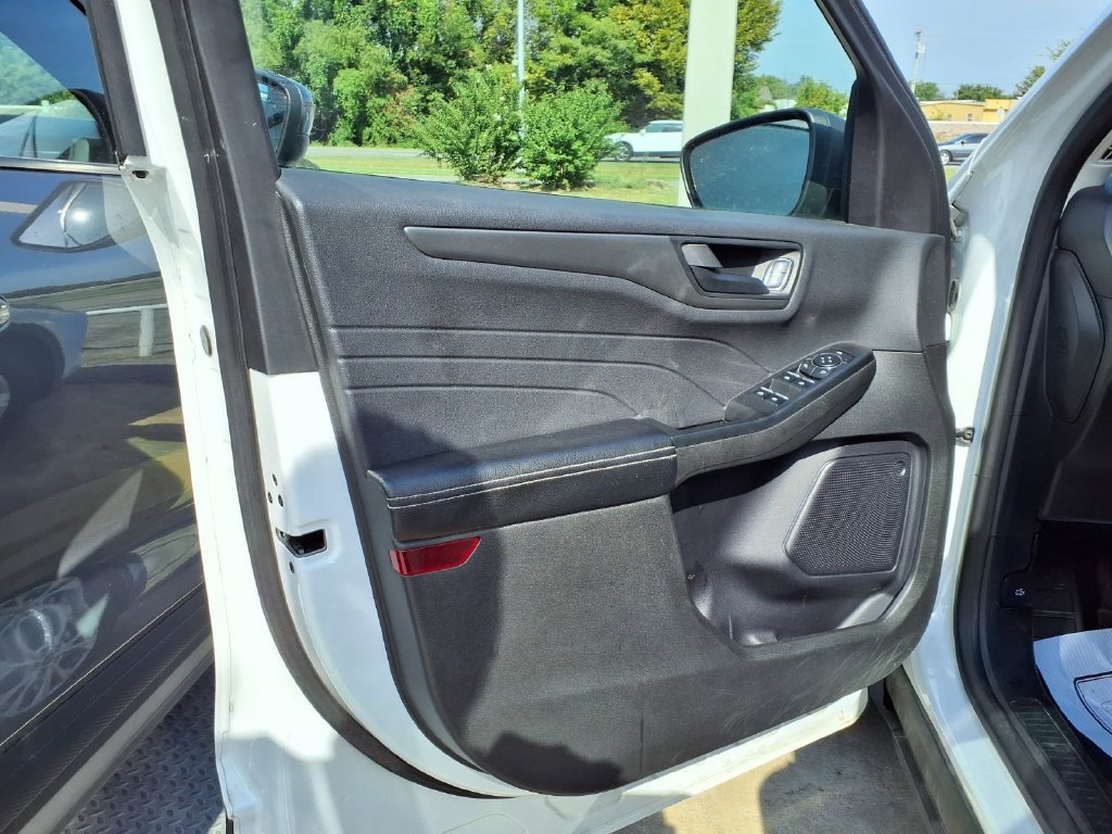 Used 2024 Ford Escape Active FWD image 17
