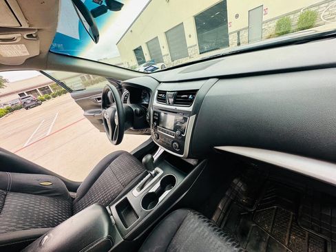 Used 2017 Nissan Altima 2.5 S w/ Power Driver Seat Package FWD image 23