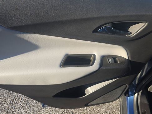 Used 2024 Chevrolet Equinox LS w/ Driver Confidence II Package image 12