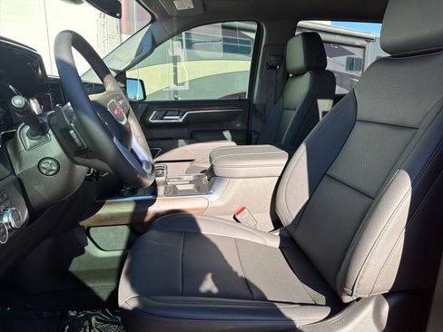 New 2026 GMC Sierra 1500 SLT w/ SLT Premium Package image 15