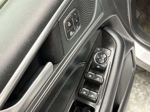 Used 2020 Ford Edge Titanium AWD/4WD image 8