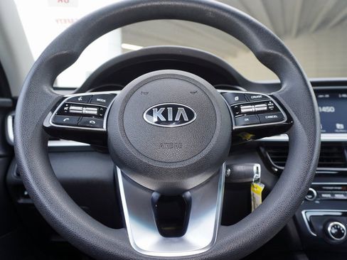 Used 2020 Kia Optima LX image 17