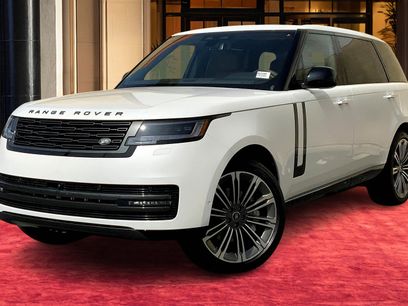 New 2025 Land Rover Range Rover Long Wheelbase SE
