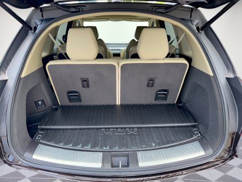 Used 2017 Acura MDX w/ Advance Package FWD image 28