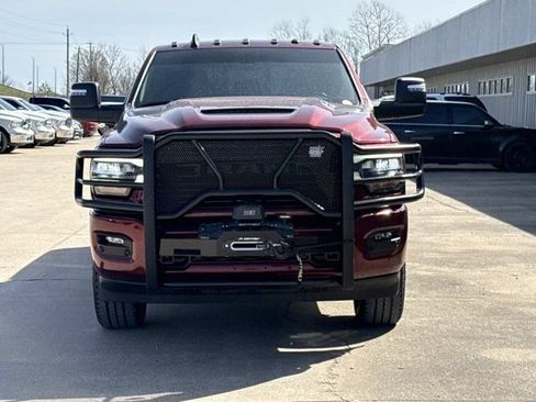 Used 2024 RAM 3500 Laramie w/ Night Edition AWD/4WD image 15