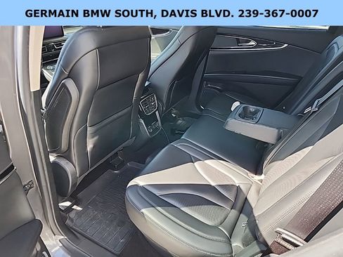 Used 2021 Lincoln Nautilus FWD w/ Equipment Group 101A image 10