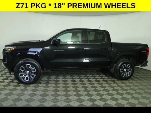 Used 2023 Chevrolet Colorado Z71 w/ Z71 Convenience Package 2 image 5