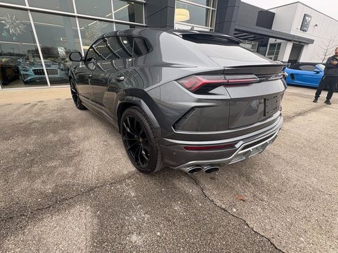 Used 2020 Lamborghini Urus image 12
