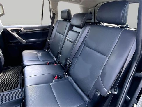 Used 2017 Lexus GX 460 w/ Navigation Package AWD/4WD image 19