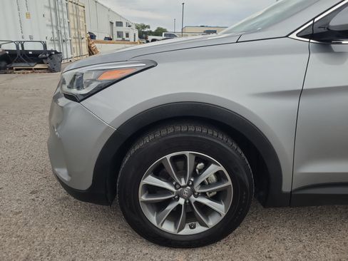 Used 2019 Hyundai Santa Fe XL SE w/ SE Premium Package 02 AWD/4WD image 10