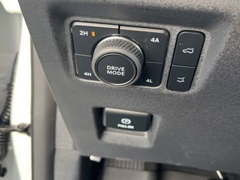 New 2025 Ford Expedition Max Platinum w/ Stealth Performance Package image 17