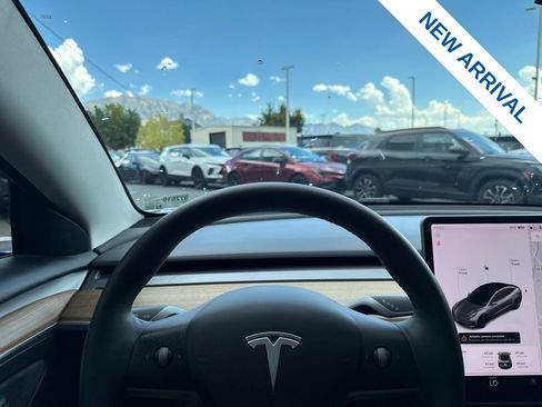 Used 2021 Tesla Model 3 Long Range AWD/4WD image 19