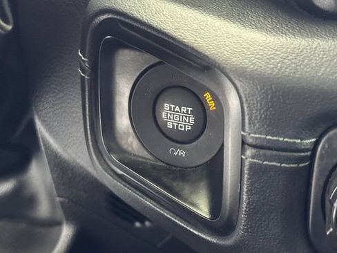 Used 2024 Jeep Wrangler Unlimited Sahara AWD/4WD image 25