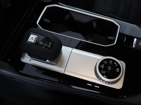 New 2026 Mitsubishi Outlander SE image 49