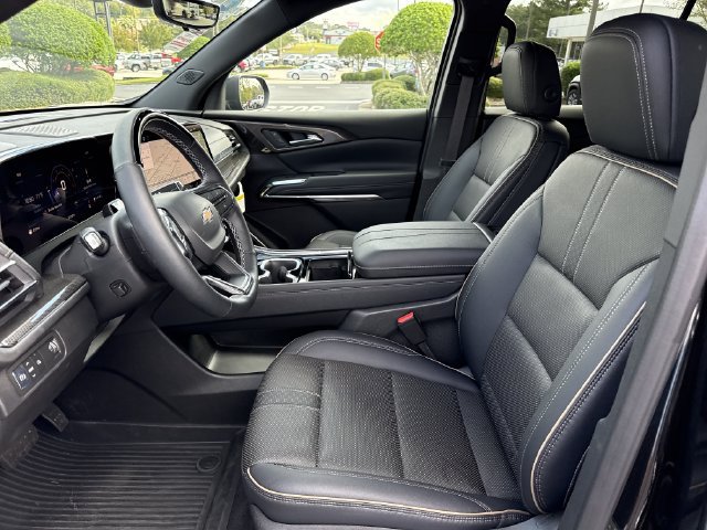 New 2026 Chevrolet Traverse High Country w/ LPO, Floor Liner Package FWD image 10