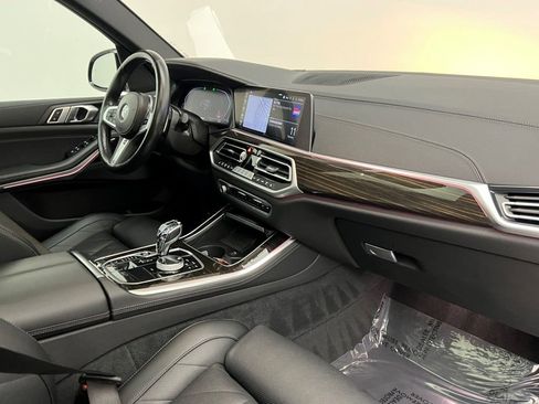 Used 2023 BMW X5 xDrive40i w/ Executive Package AWD/4WD image 15