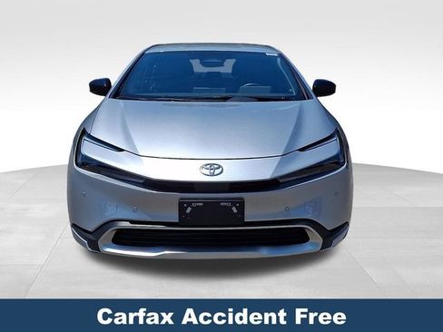 Used 2024 Toyota Prius Prime FWD image 2