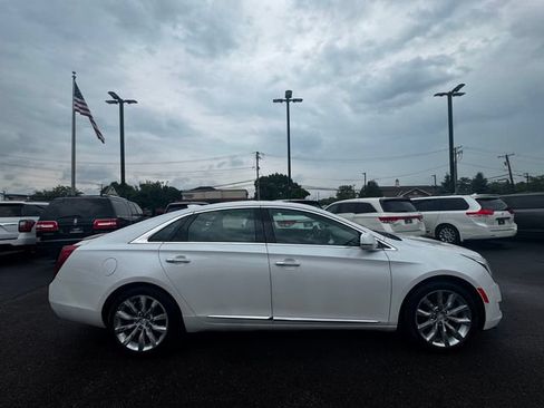 Used 2017 Cadillac XTS Luxury w/ Driver Awareness Package AWD/4WD image 4
