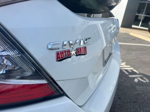 Used 2019 Honda Civic Sport image 30