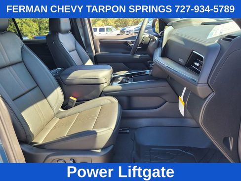 New 2025 Chevrolet Suburban High Country w/ LPO, Illumination Package image 21