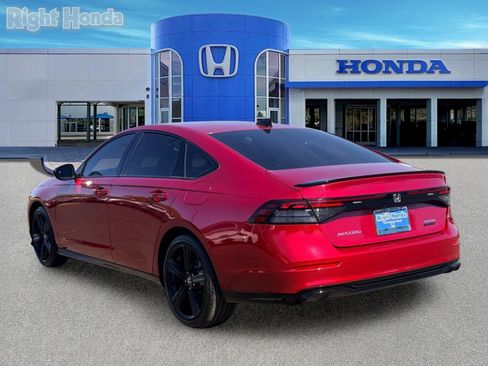 Used 2025 Honda Accord Sport image 4