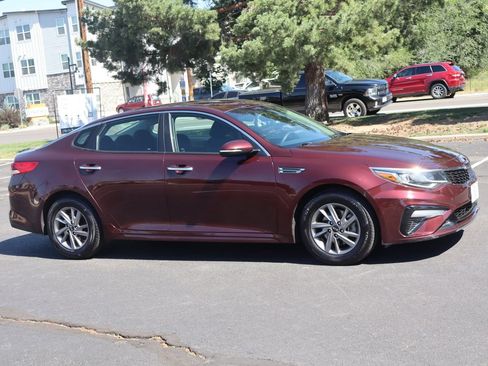 Used 2020 Kia Optima LX FWD image 2