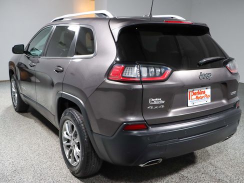 Used 2021 Jeep Cherokee Latitude Lux w/ Sun & Sound Group AWD/4WD image 9