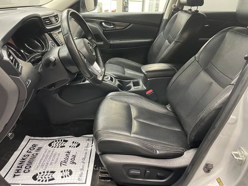 Used 2018 Nissan Rogue SL AWD/4WD image 15